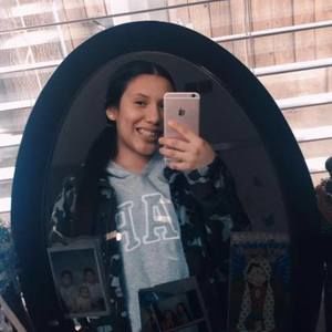 Meet your Posher, Jasmin